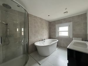 Photo 27- click for photo gallery